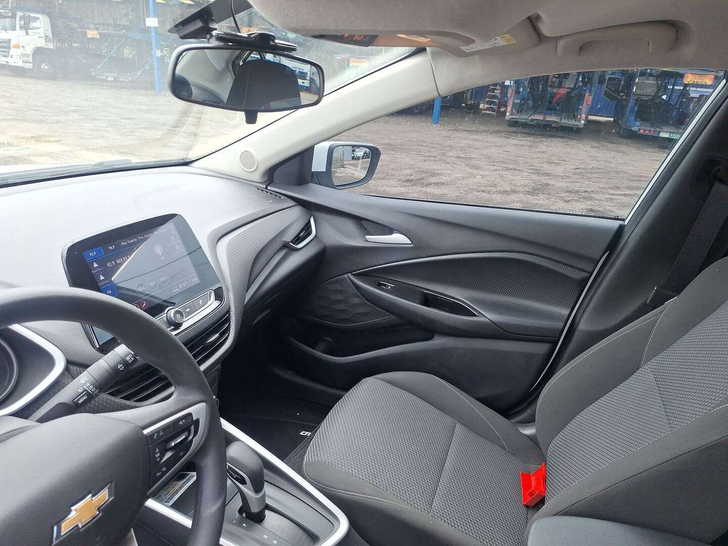Chevrolet - Onix - 2025