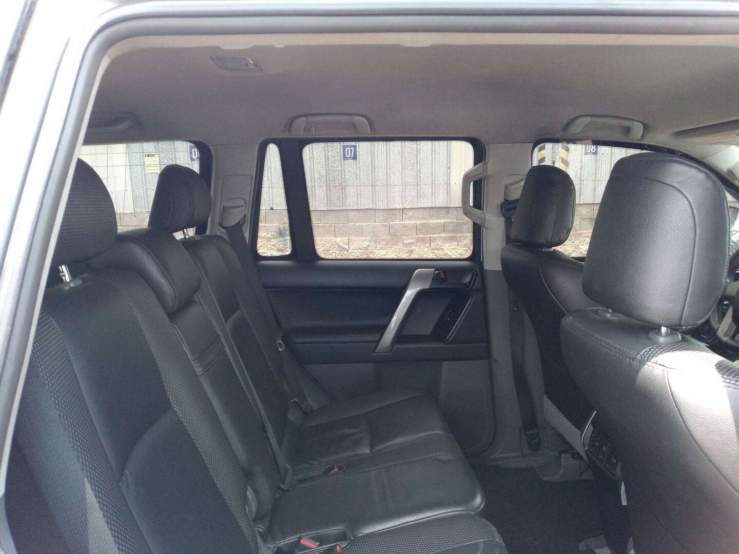 Toyota - Prado - 2011