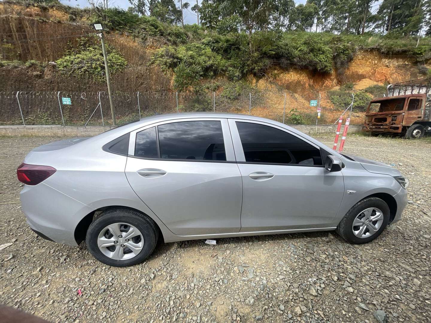 Chevrolet - Onix - 2023