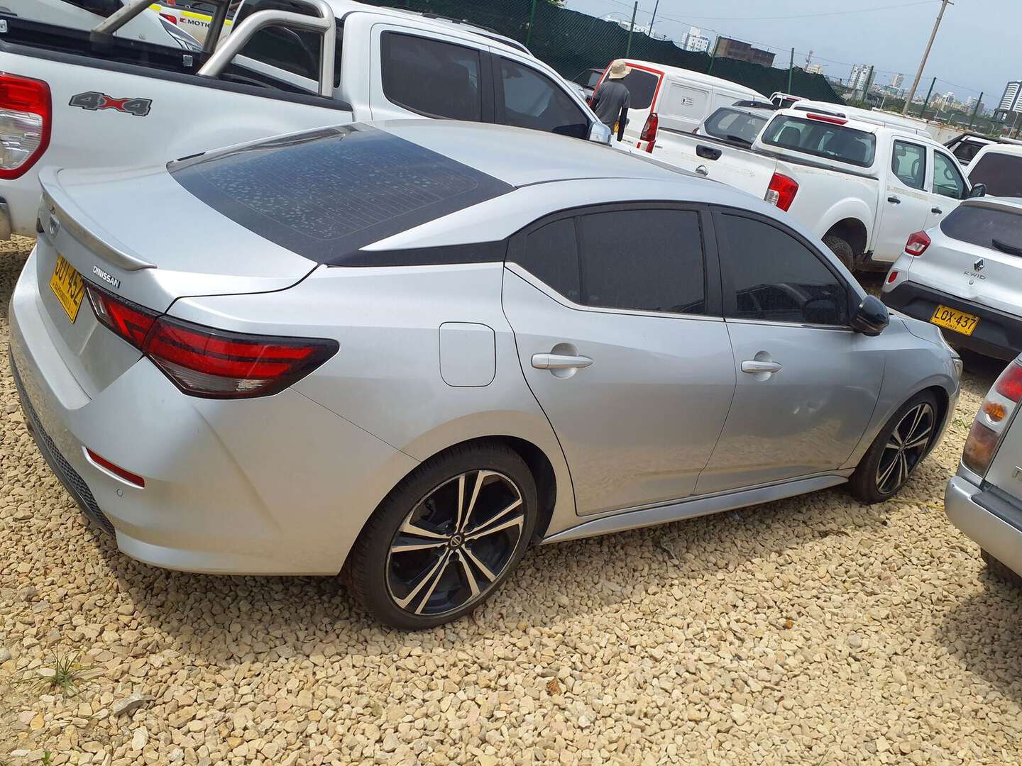 Nissan - Sentra - 2021