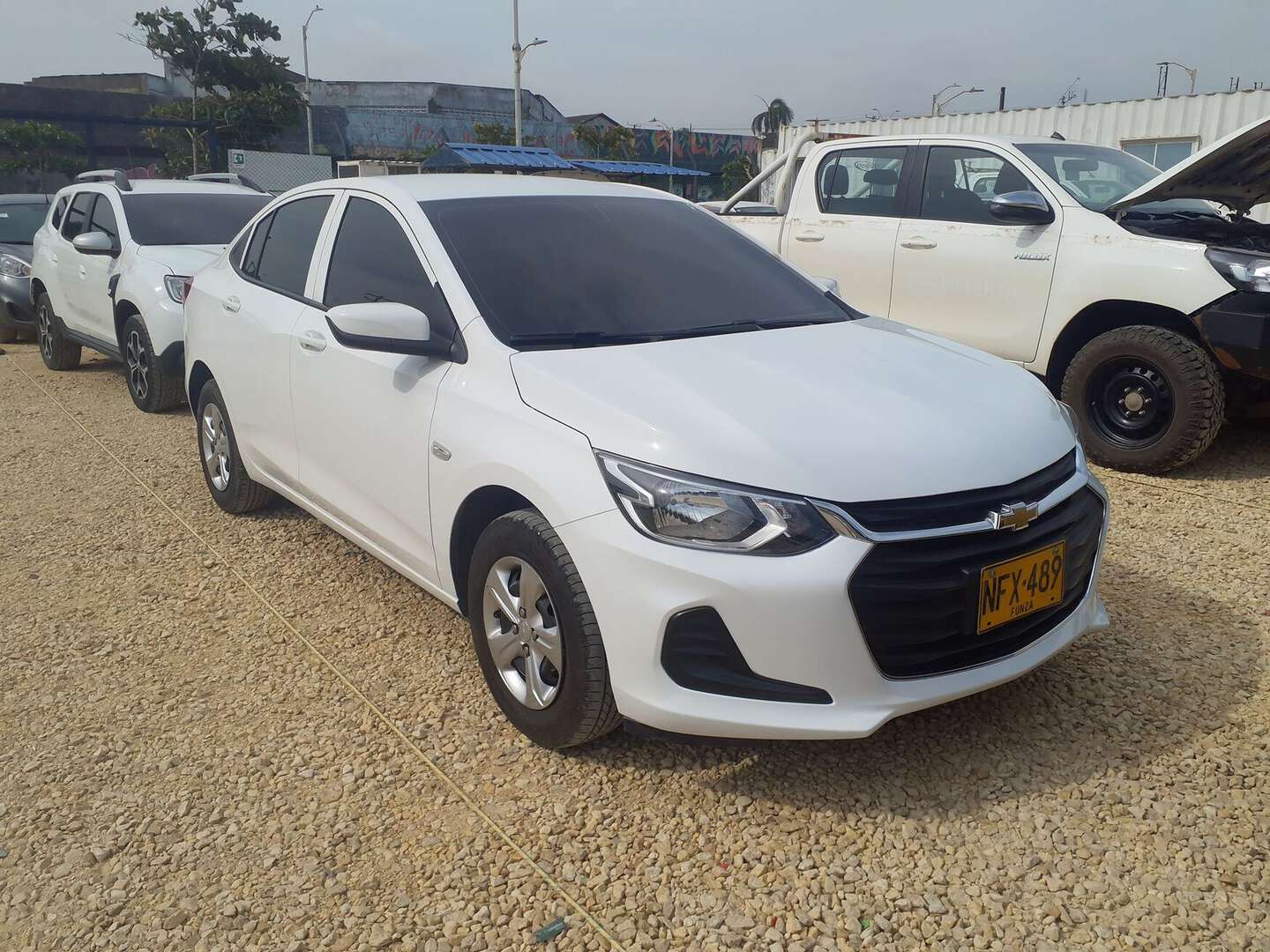 Chevrolet - Onix - 2023