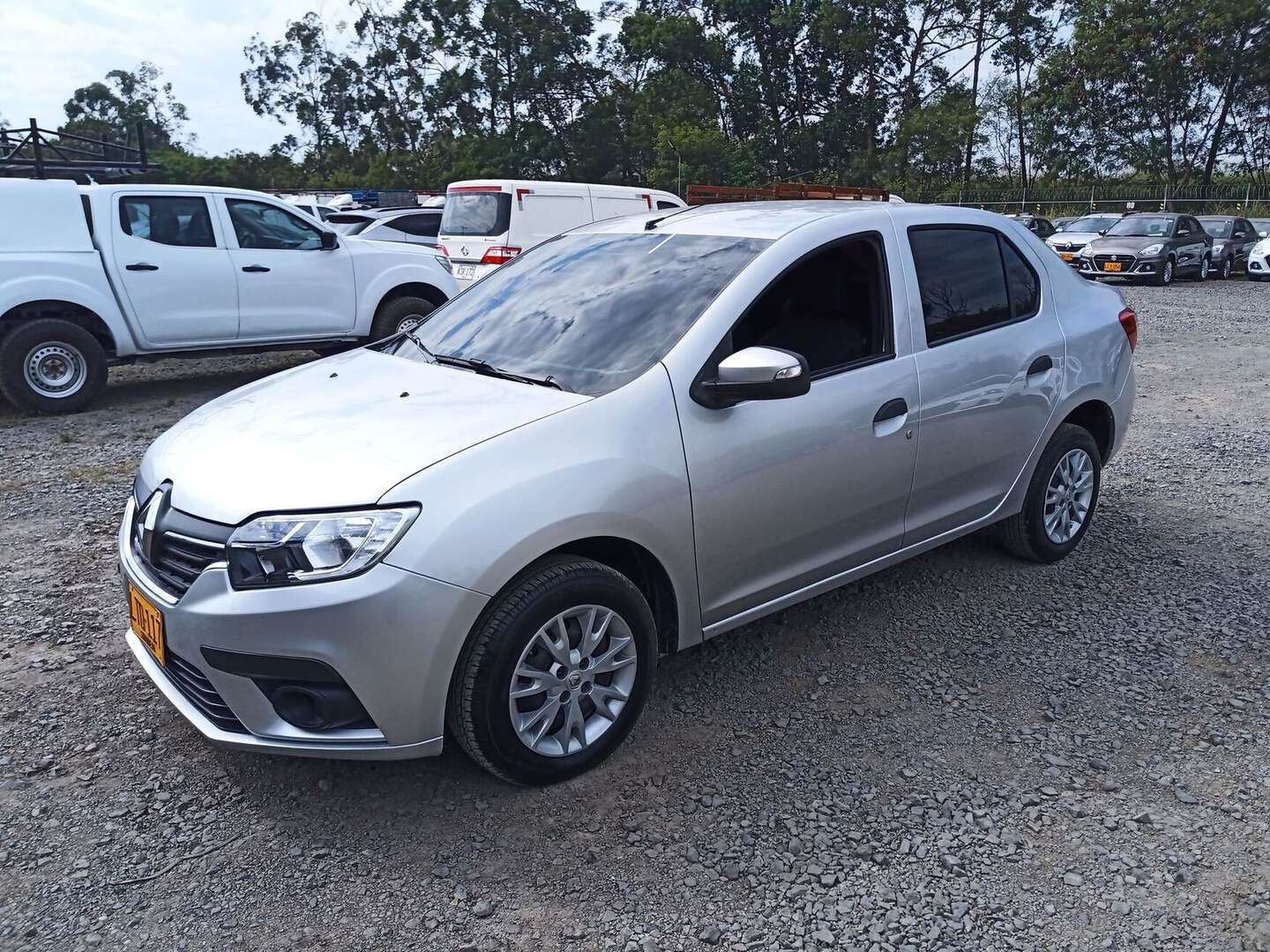 Renault - Logan - 2023
