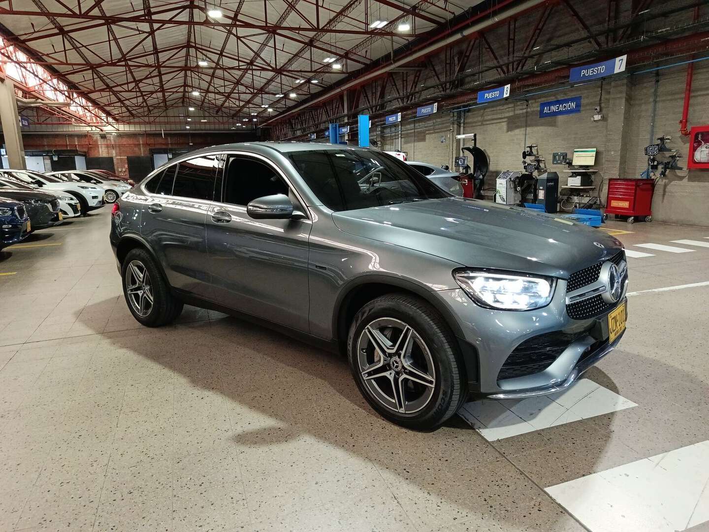 Mercedes Benz - GLC300E - 2022