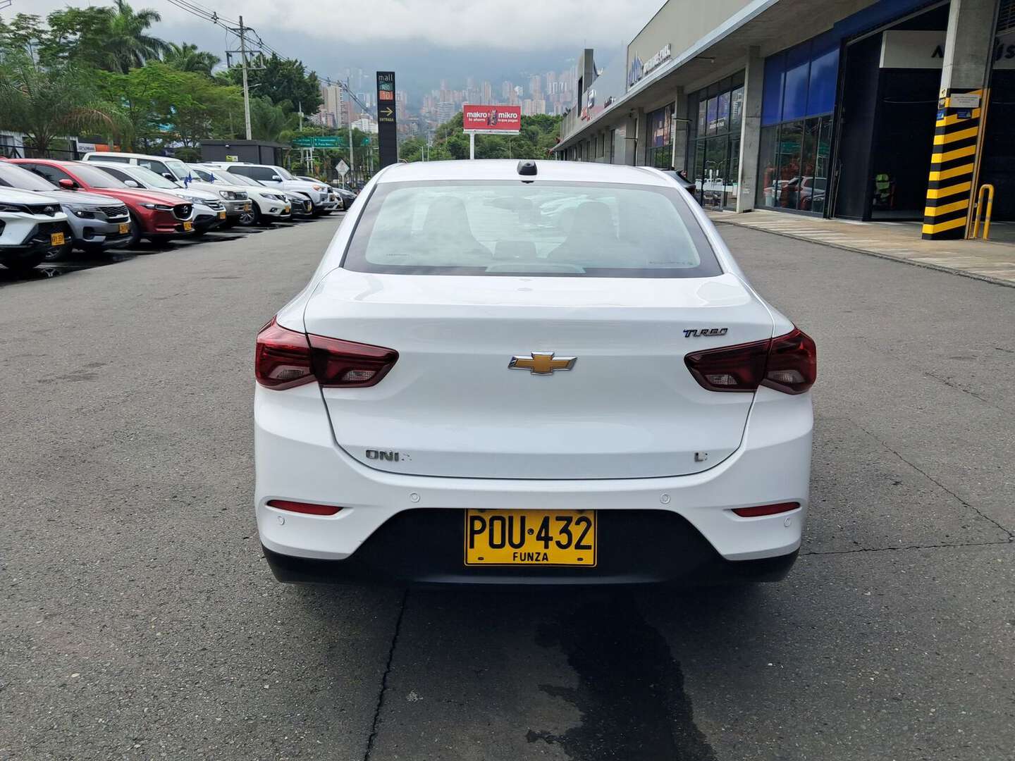 Chevrolet - Onix - 2025