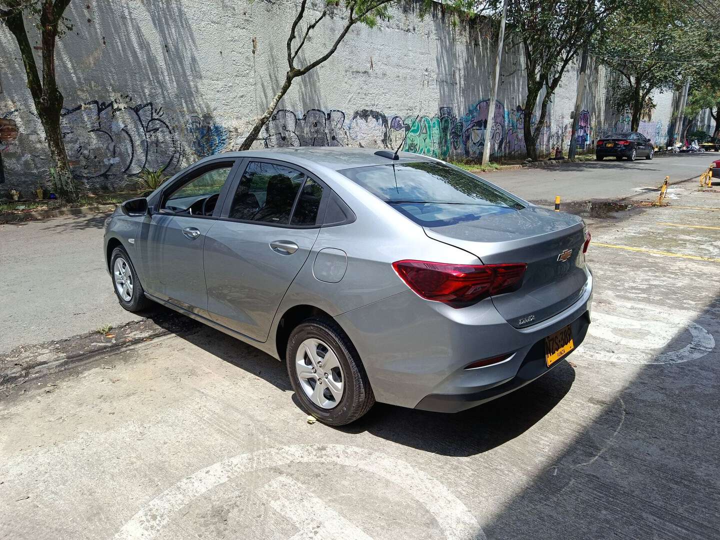 Chevrolet - Onix - 2025