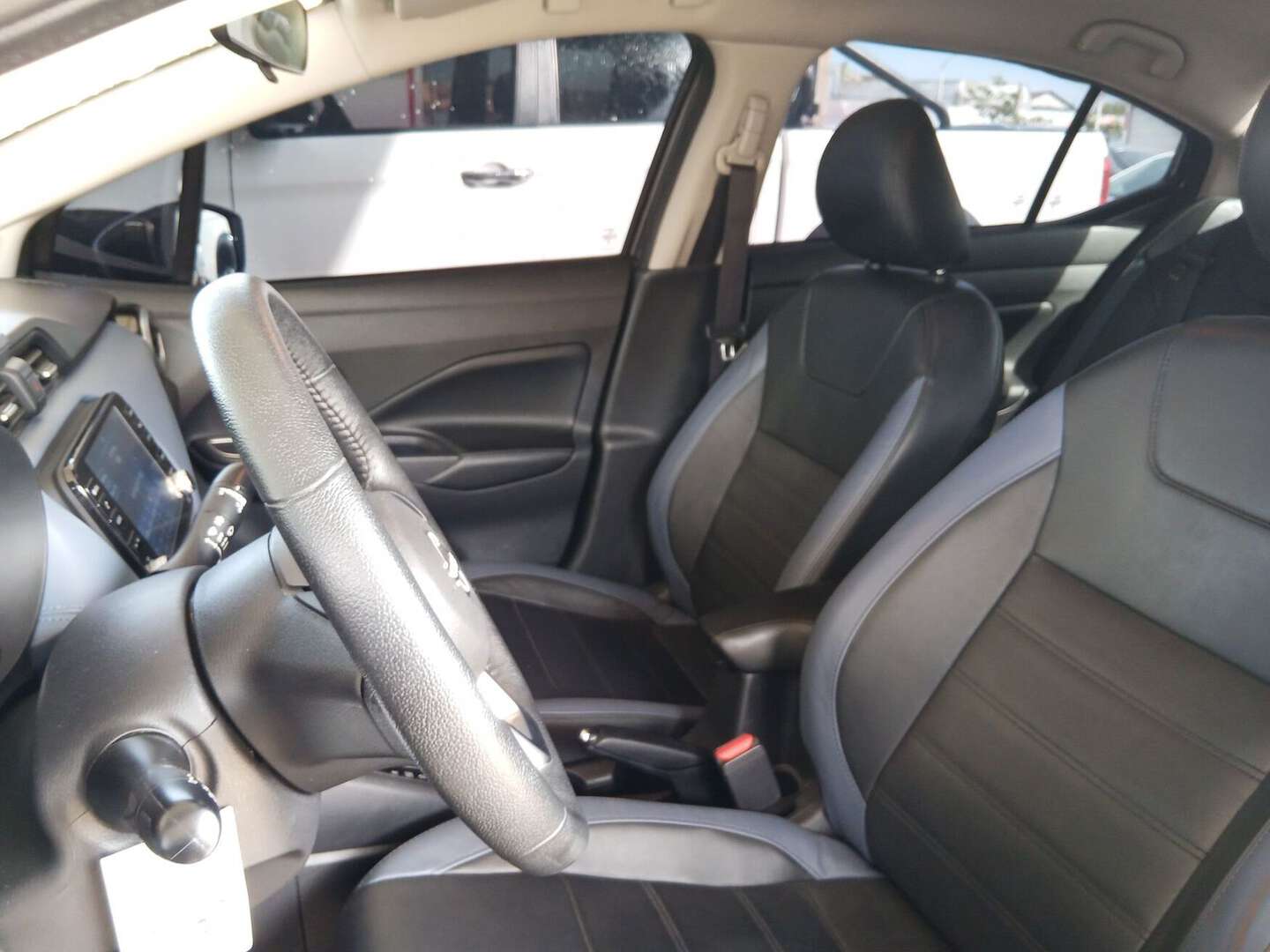 Nissan - Versa - 2024