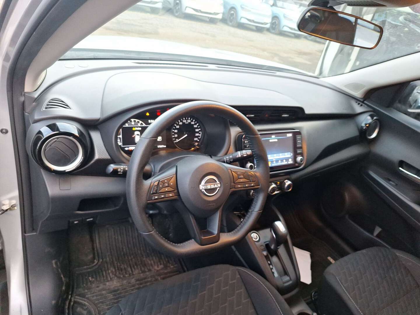 Nissan - Kicks - 2026
