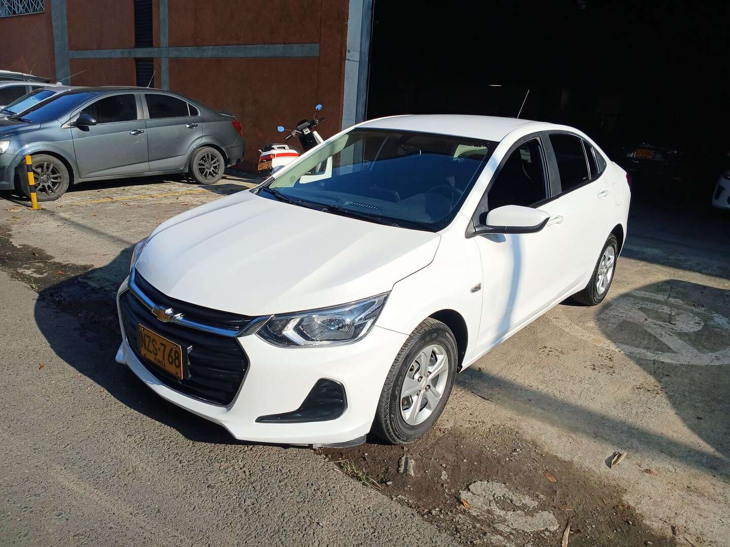 Chevrolet - Onix - 2025