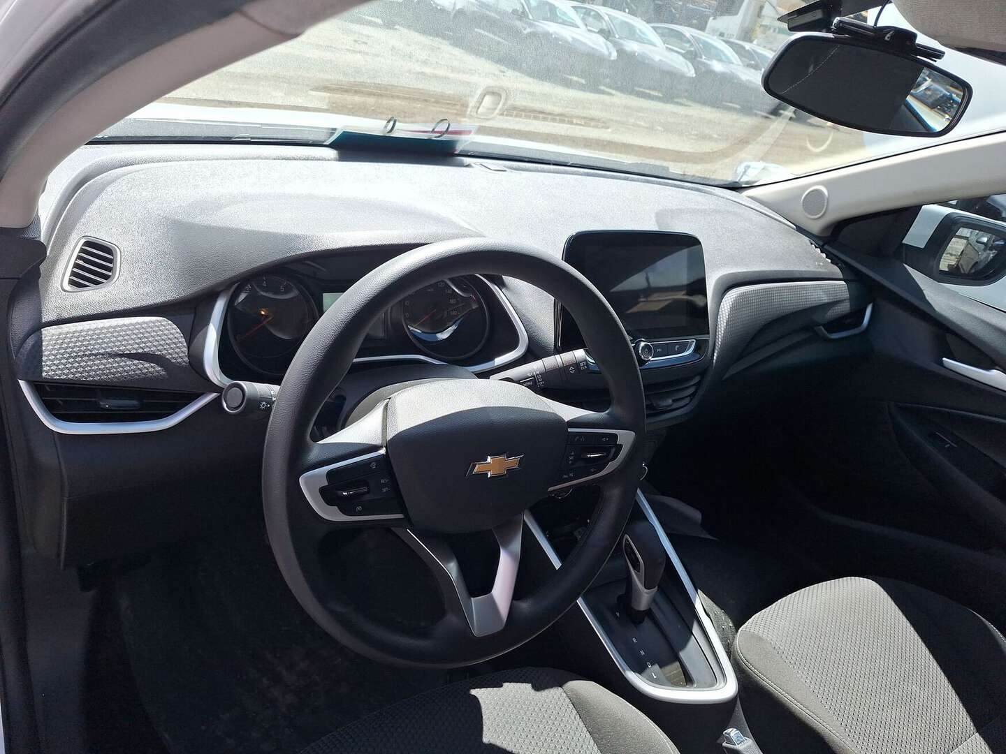 Chevrolet - Onix - 2025