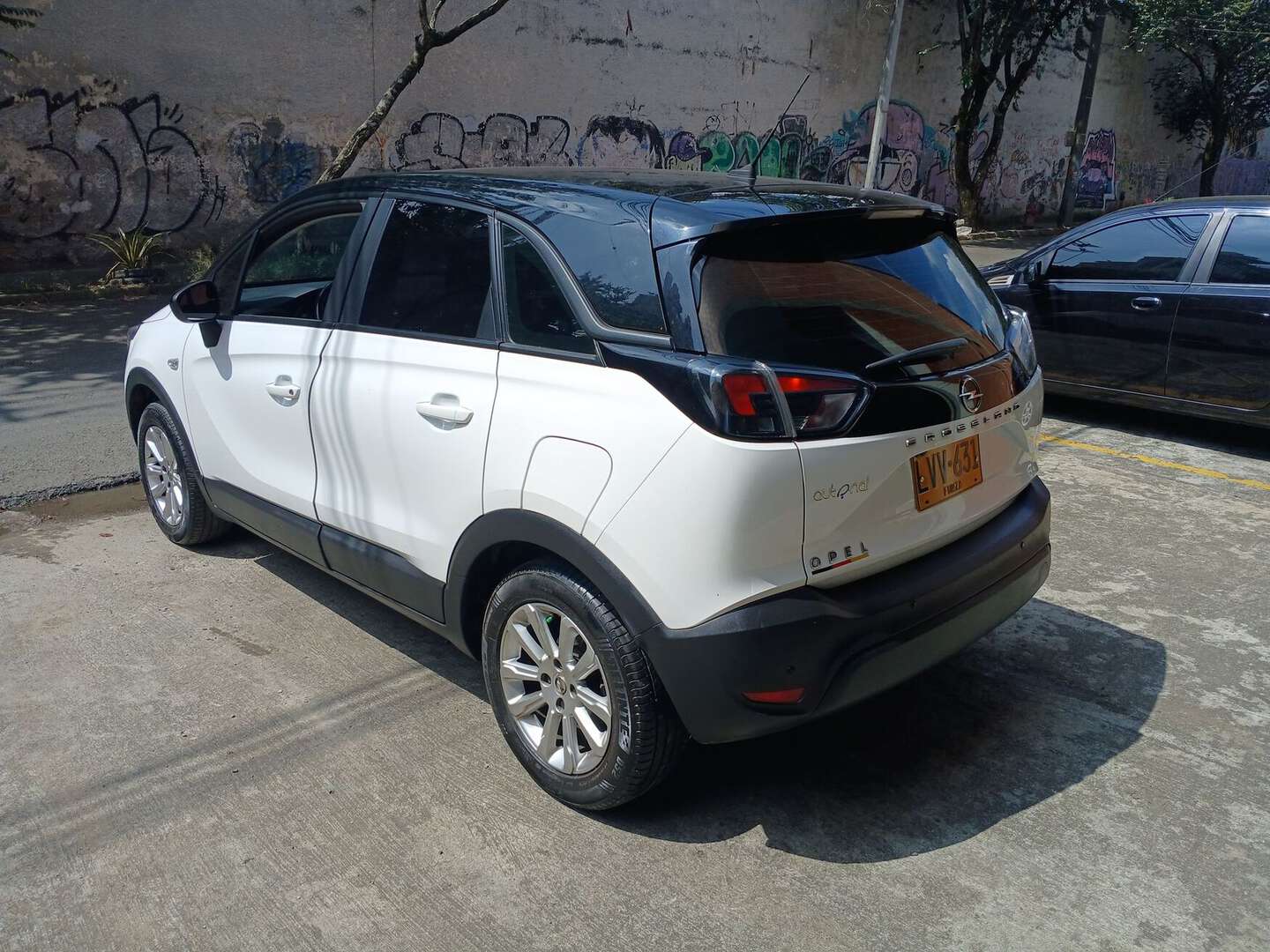 Opel - Crossland - 2023