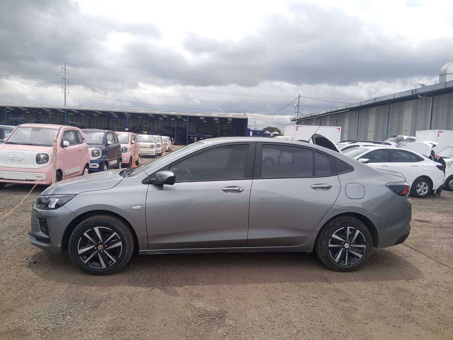 Chevrolet - Onix - 2026