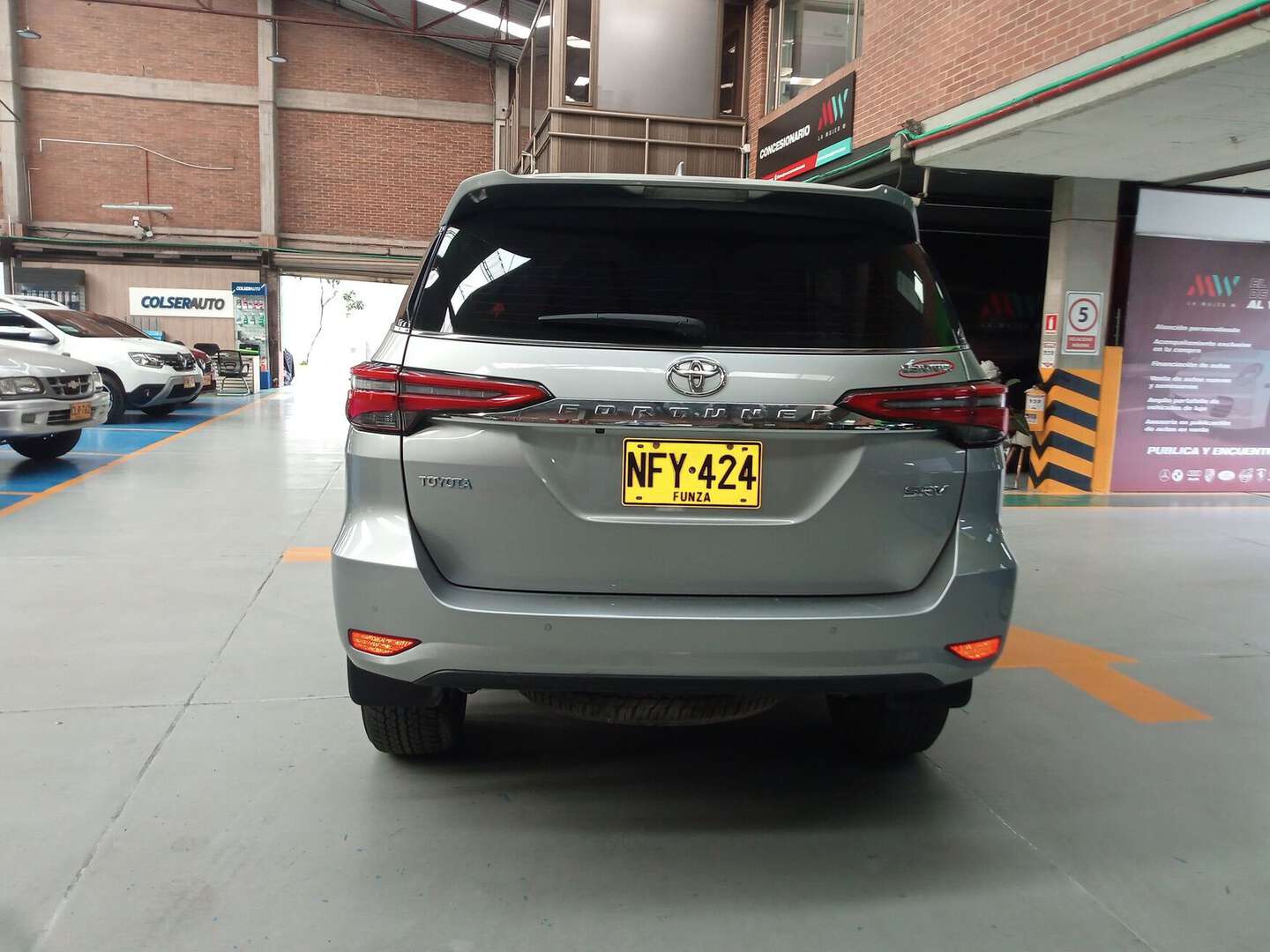 Toyota - Fortuner - 2023