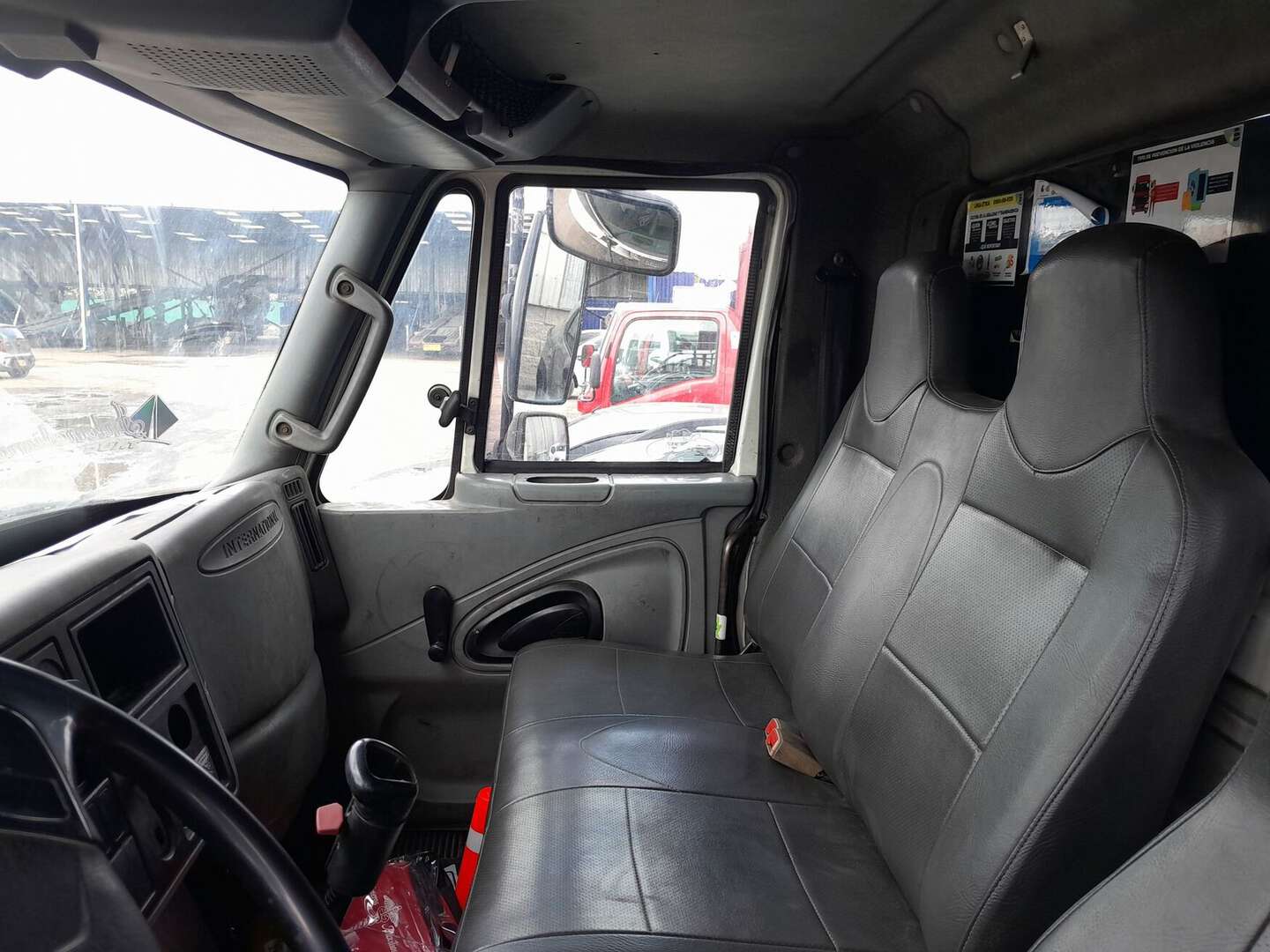 International - 4300 - 2013
