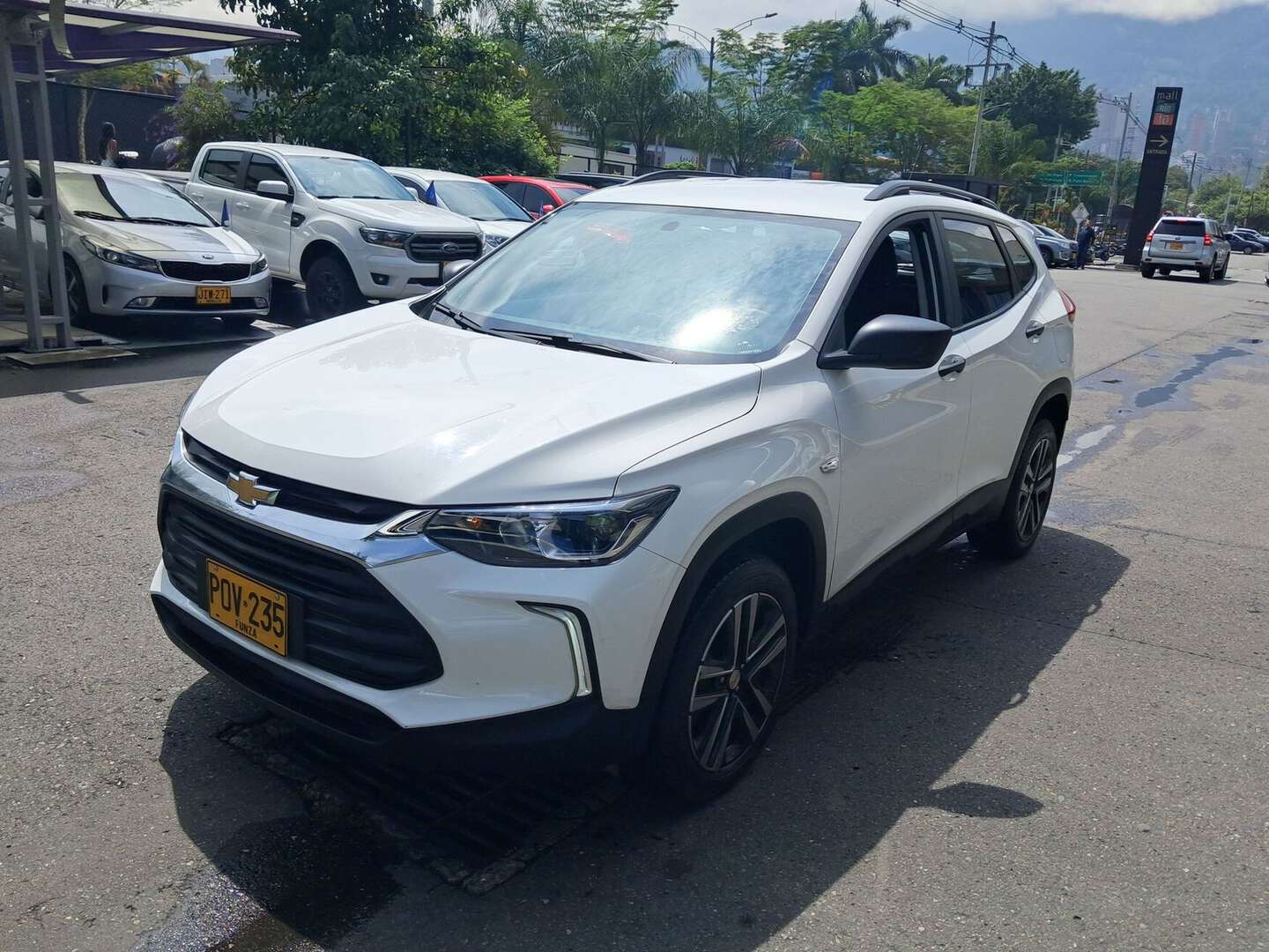 Chevrolet - Tracker - 2025