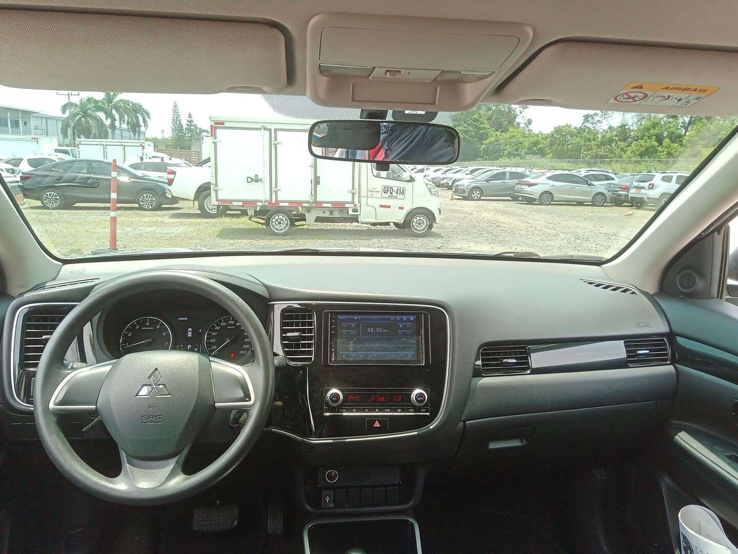 Mitsubishi - Outlander - 2022