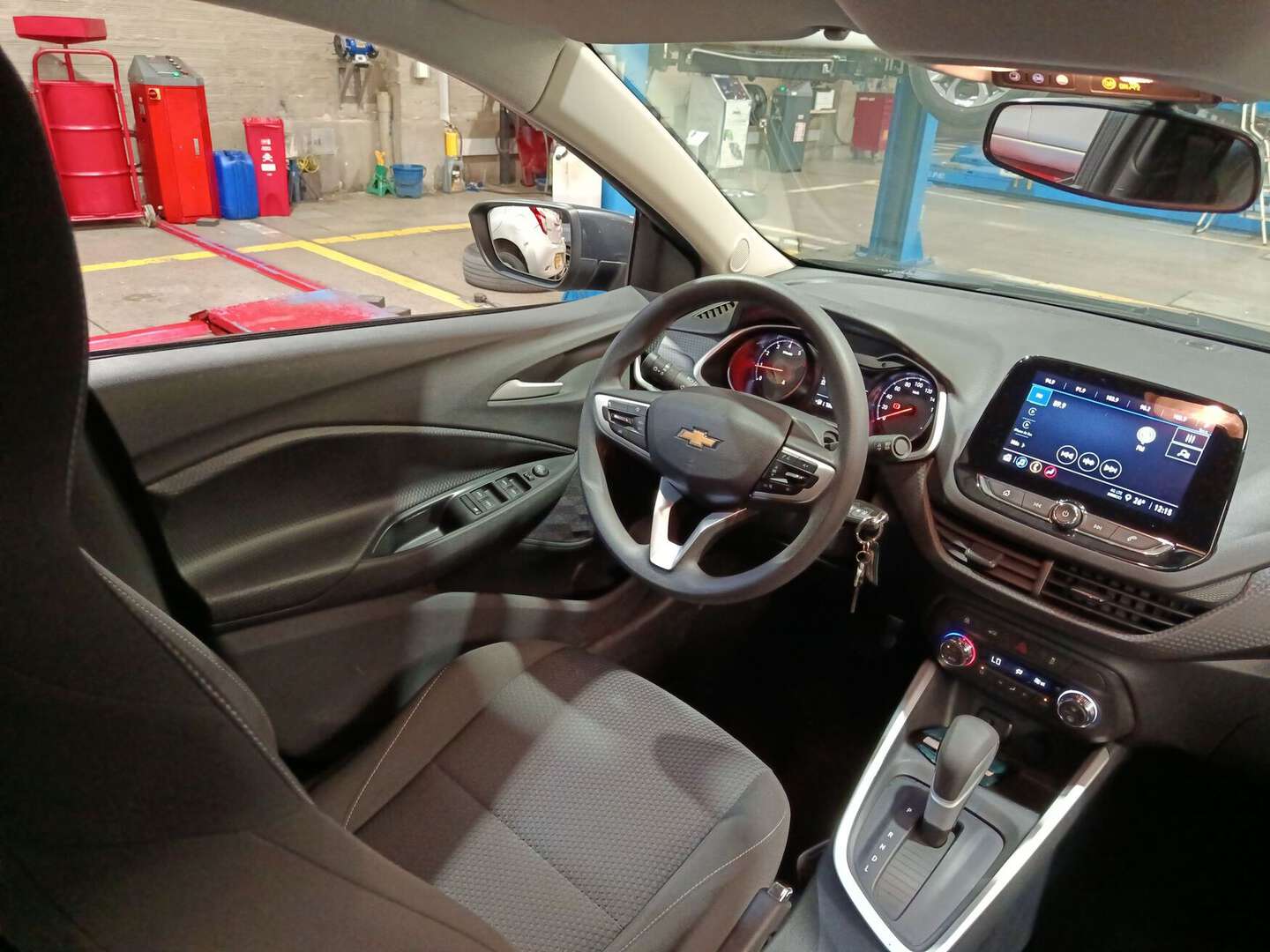 Chevrolet - Onix - 2025