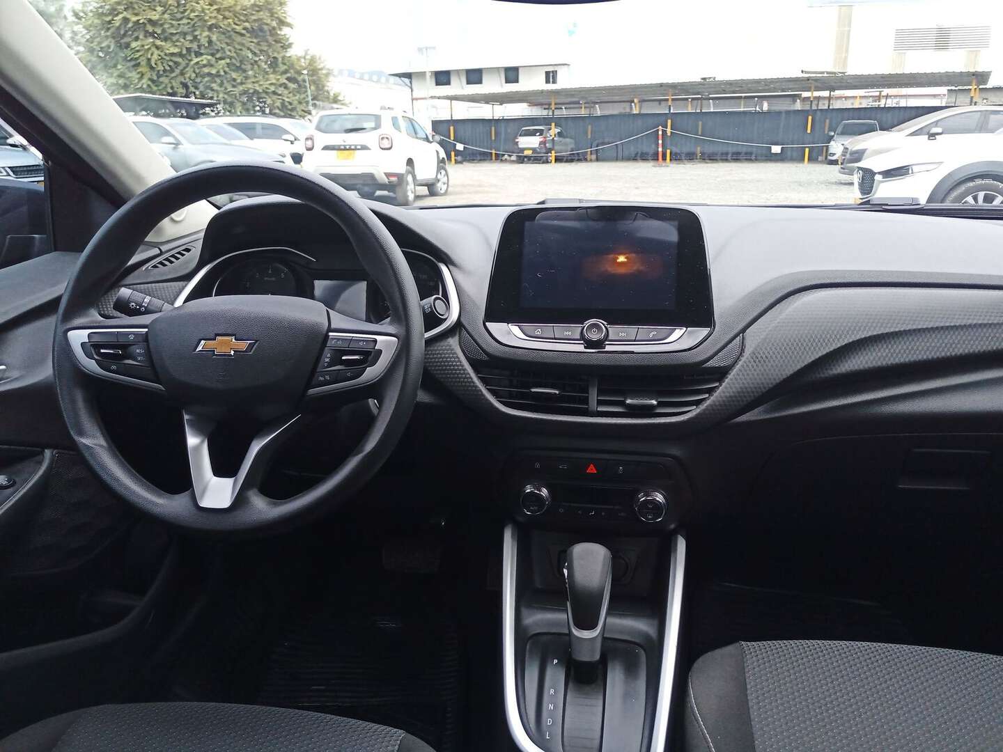 Chevrolet - Onix - 2025