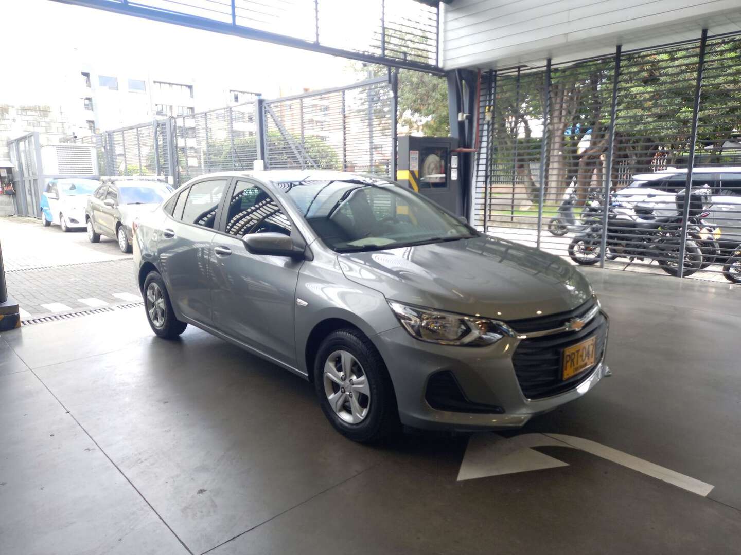Chevrolet - Onix - 2025
