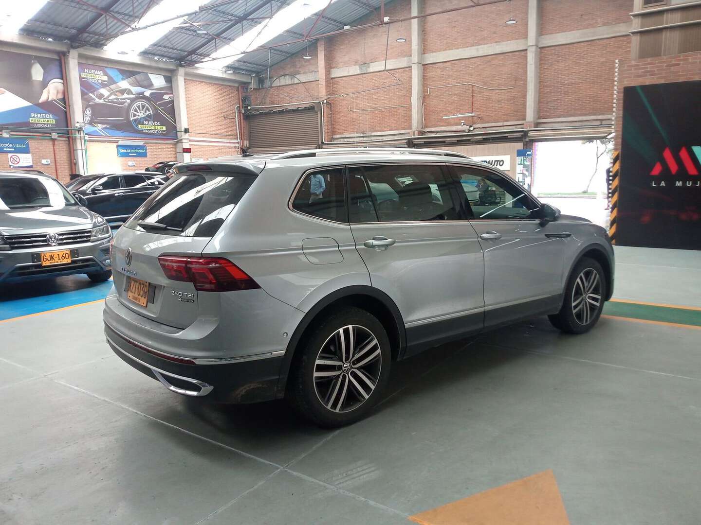 Volkswagen - Tiguan - 2022