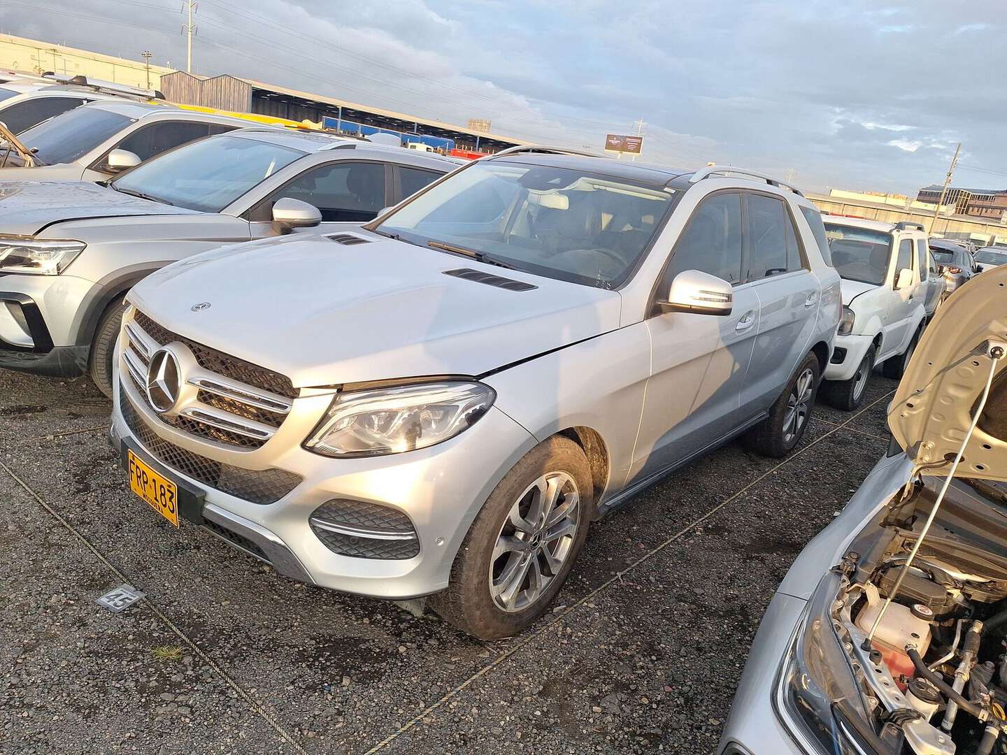 Mercedes Benz - GLE250D - 2019