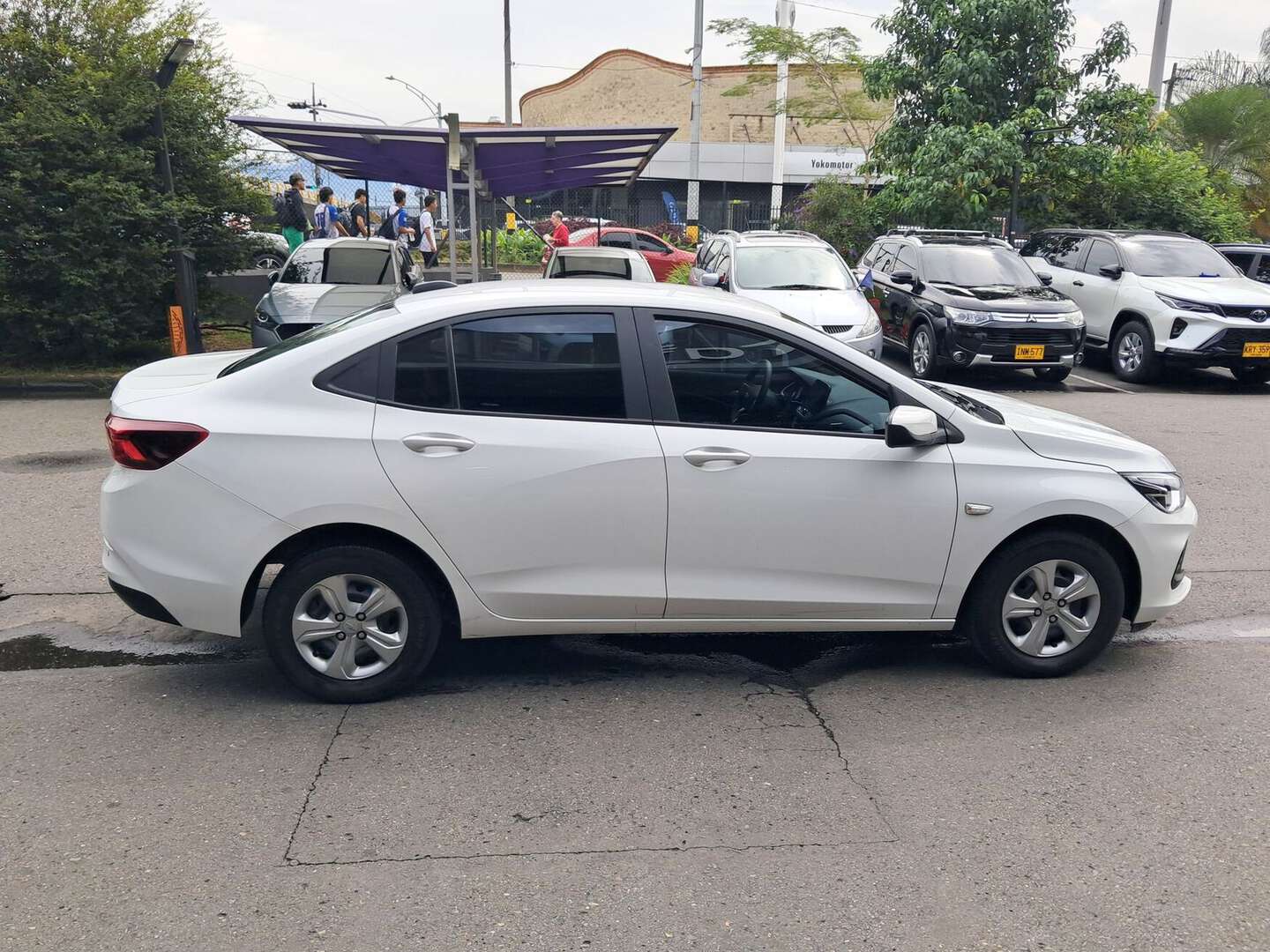 Chevrolet - Onix - 2025