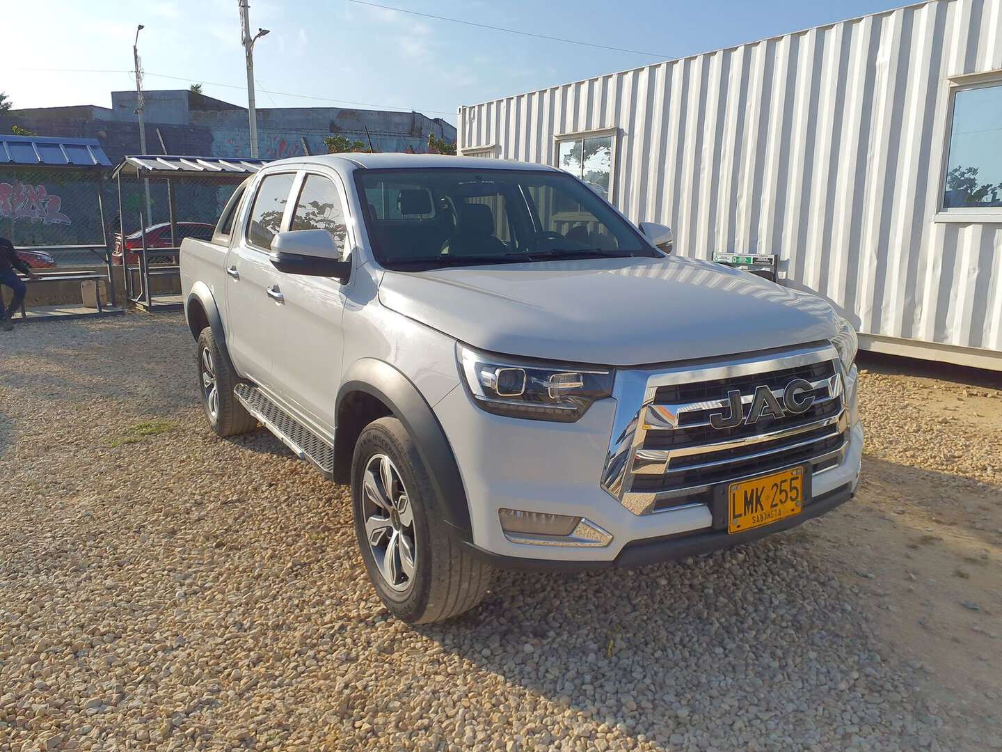 Jac - JT8 - 2023
