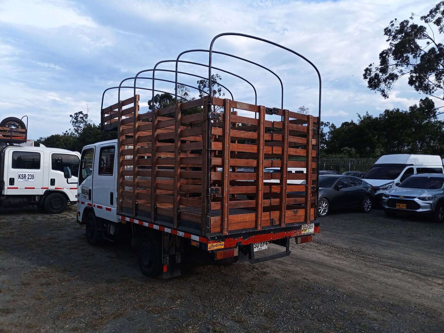 Chevrolet - NHR Doble - 2022
