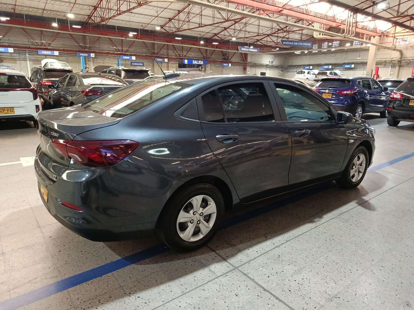 Chevrolet - Onix - 2025