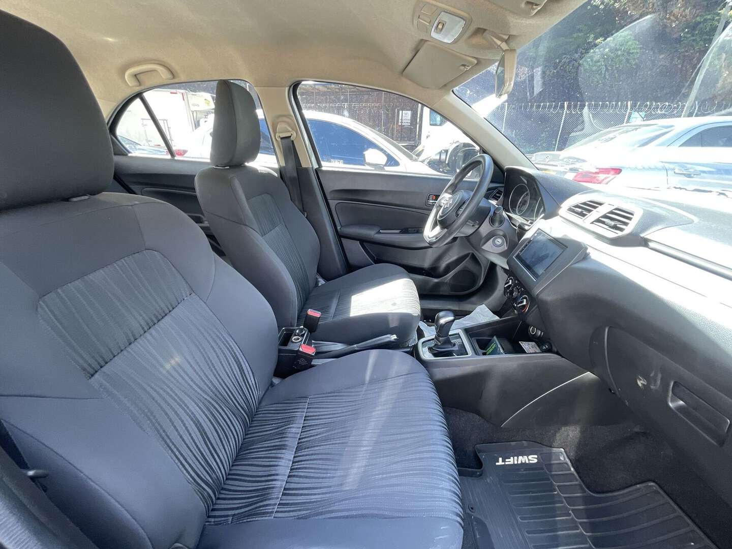 Suzuki - Swift - 2023