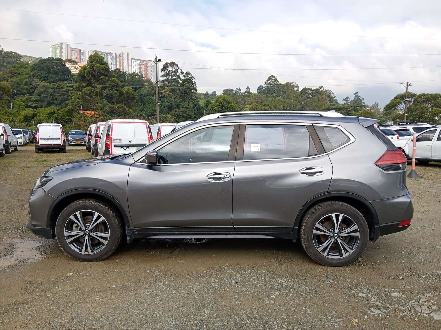 Nissan - X-TRAIL - 2022
