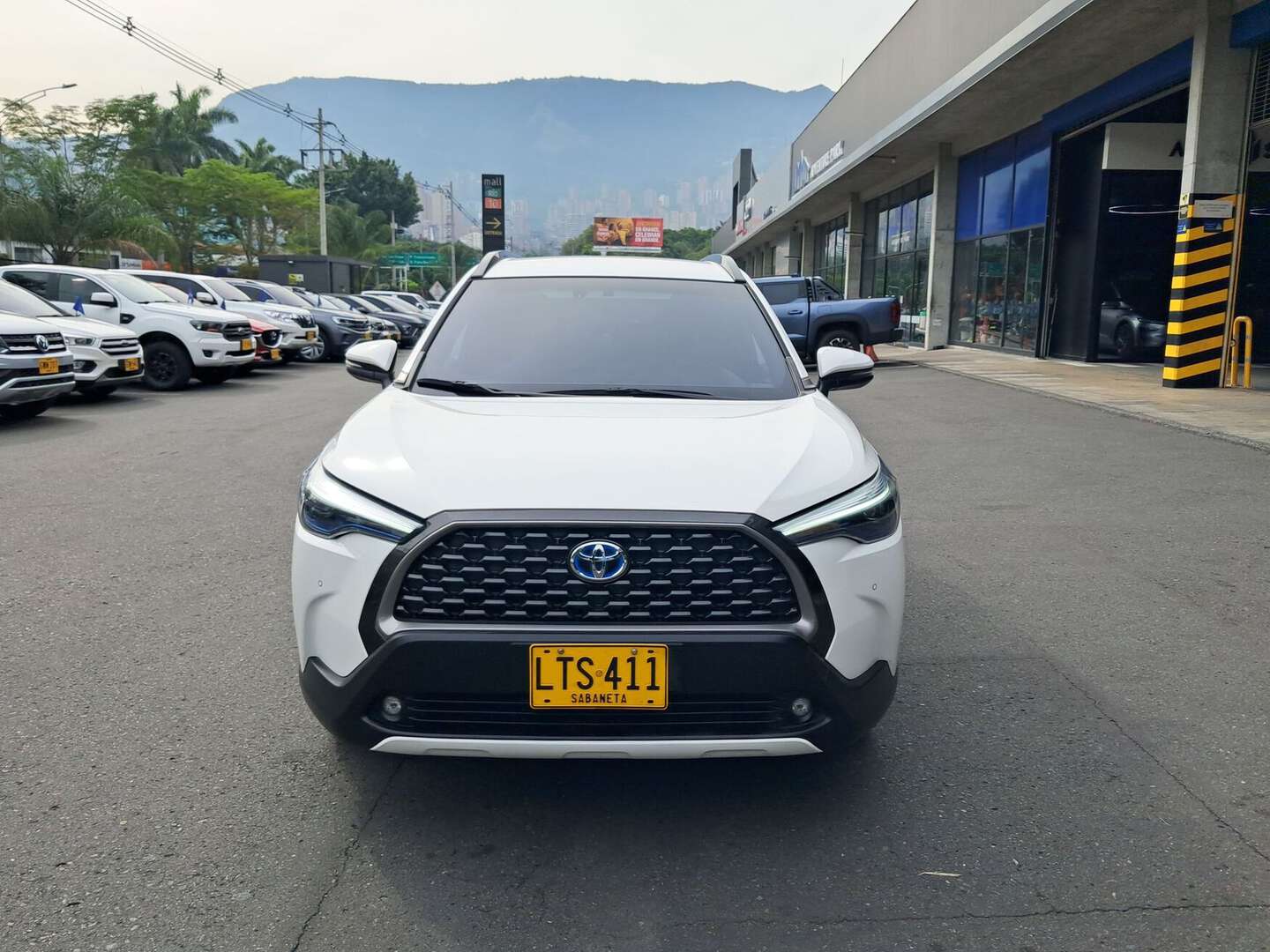 Toyota - Corolla Cross - 2023