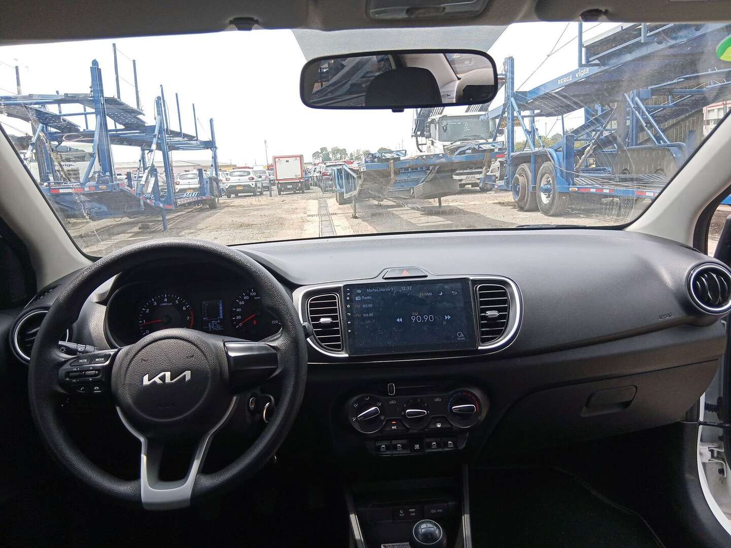 Kia - Soluto - 2026