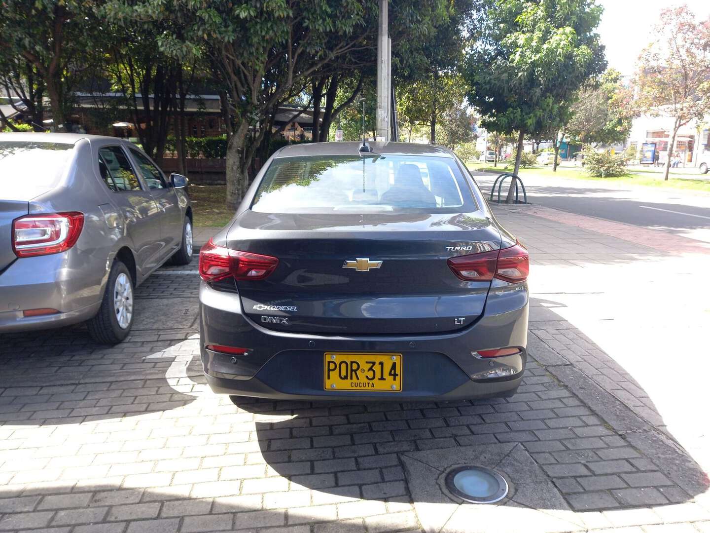 Chevrolet - Onix - 2025