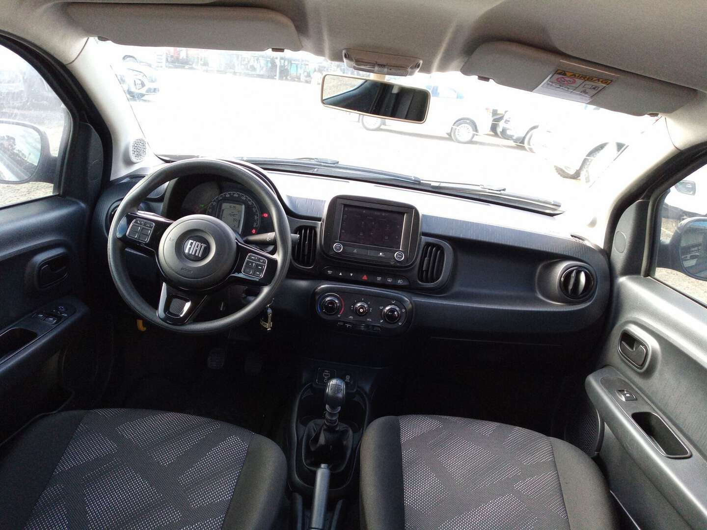 Fiat - Mobi - 2024