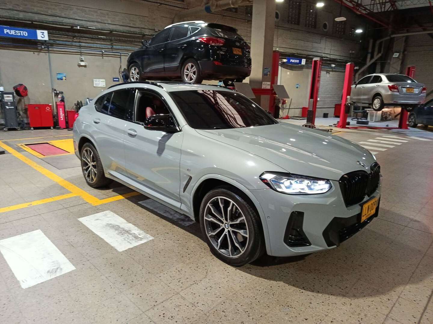 BMW - X4 - 2023