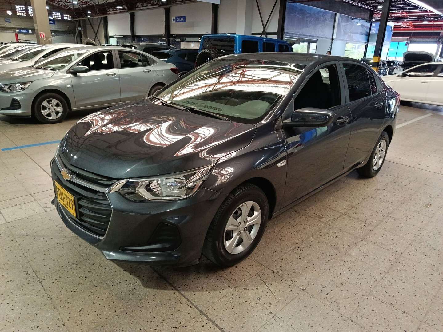 Chevrolet - Onix - 2025
