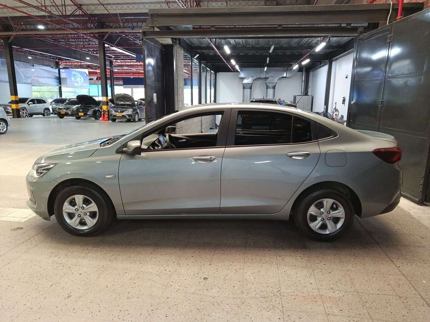 Chevrolet - Onix - 2025