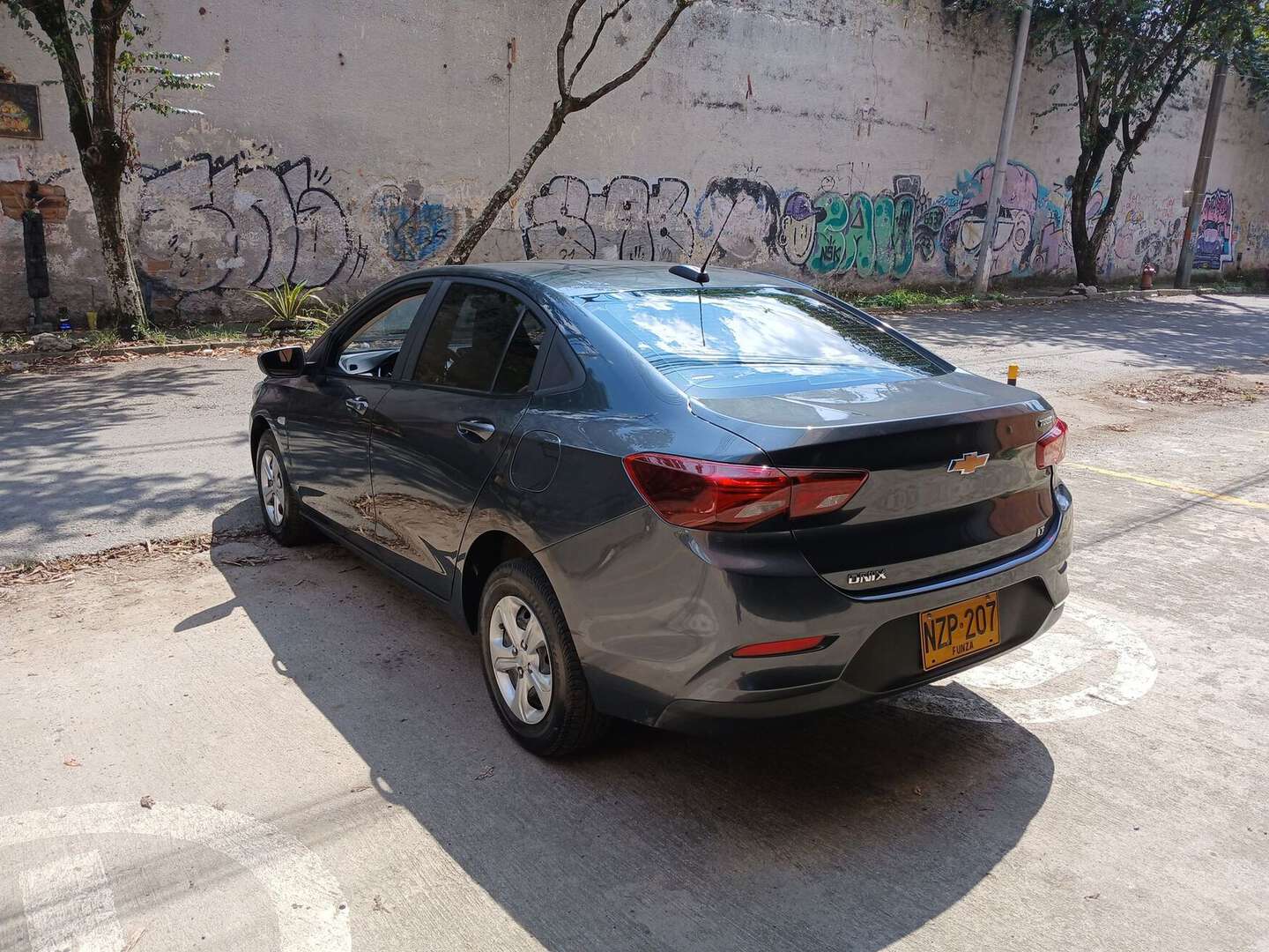 Chevrolet - Onix - 2025