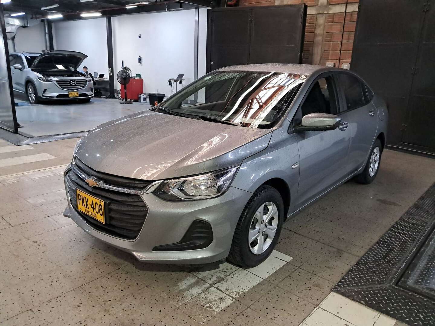 Chevrolet - Onix - 2025
