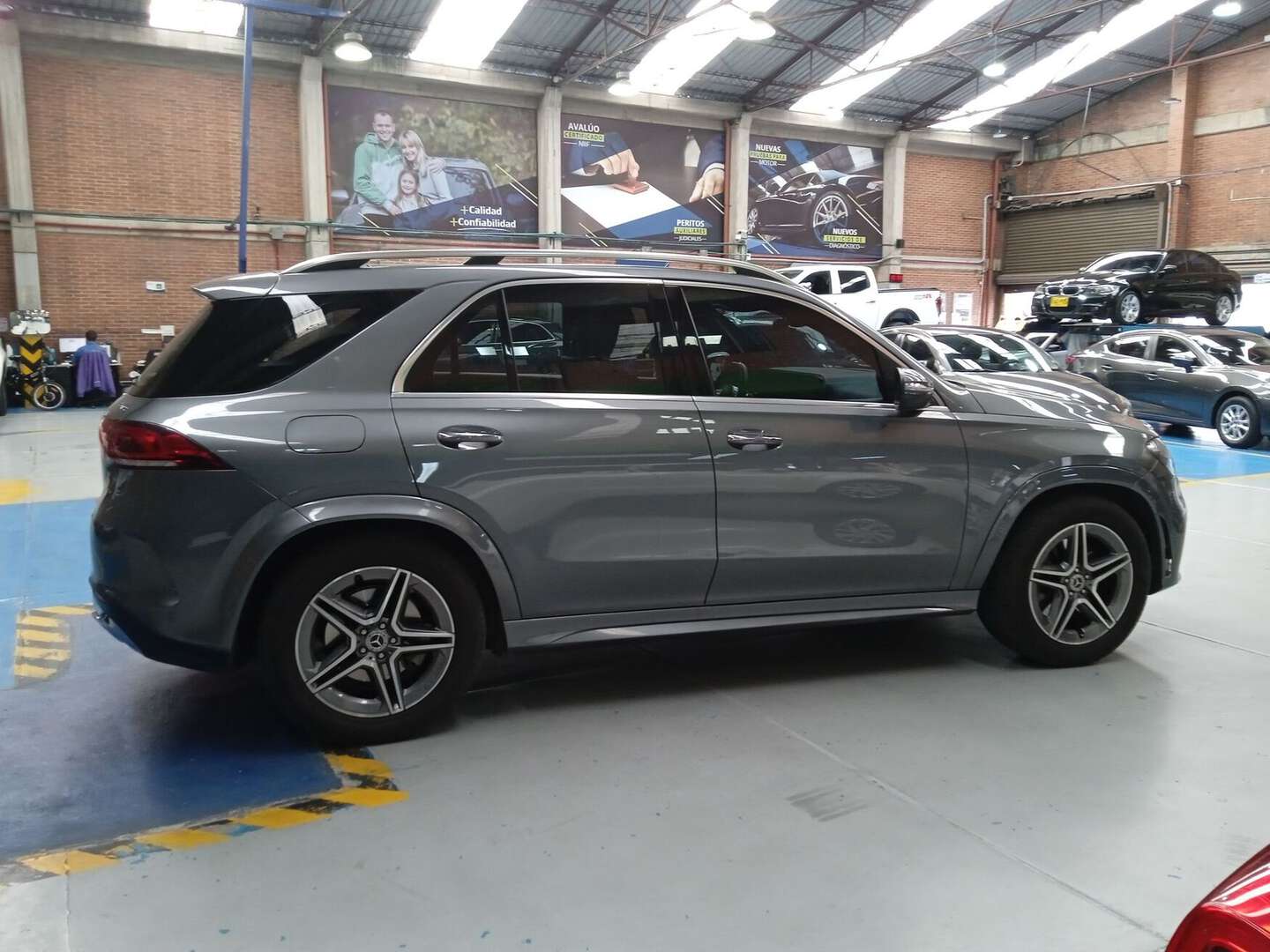Mercedes Benz - GLE350DE - 2023