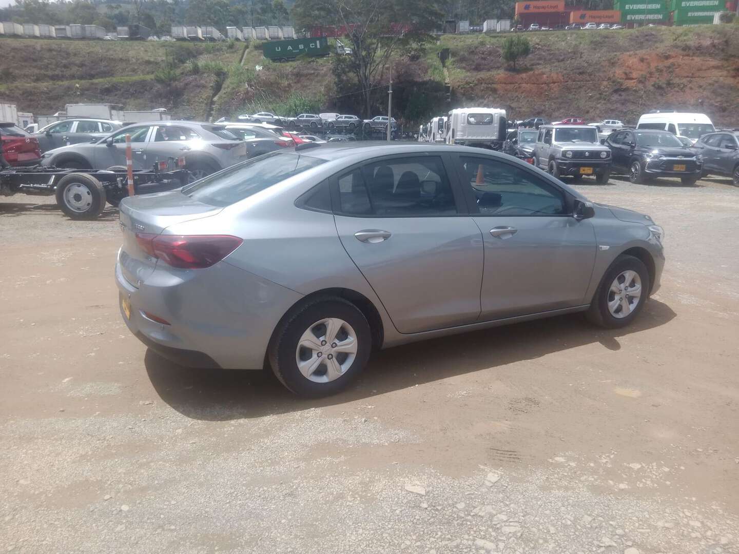 Chevrolet - Onix - 2025