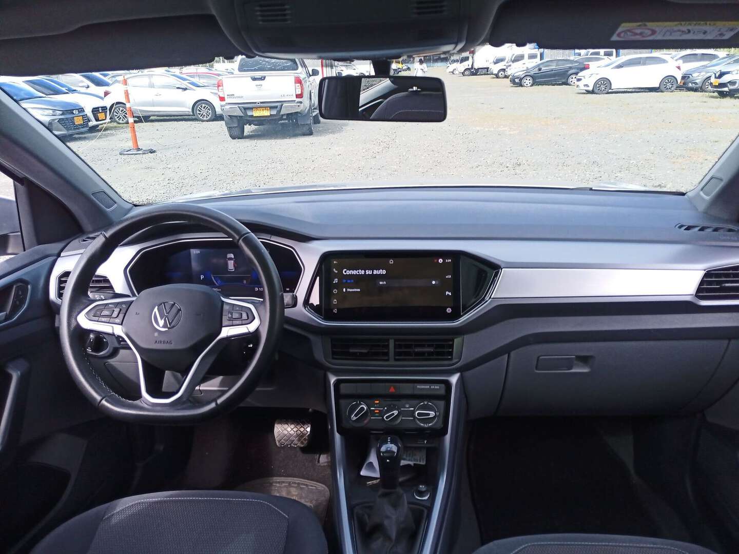 Volkswagen - T-Cross - 2022