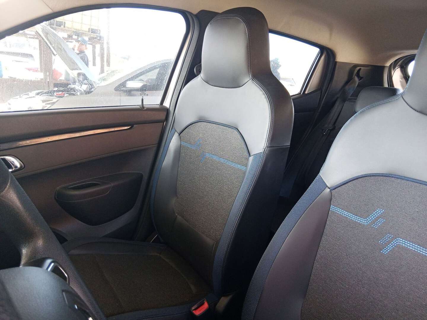 Renault - Kwid - 2026