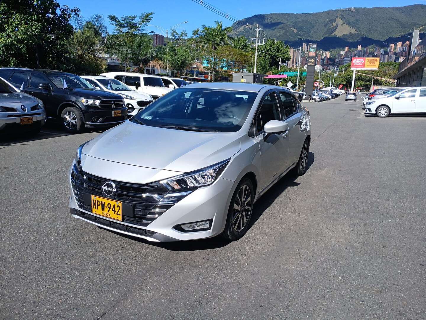 Nissan - Versa - 2025