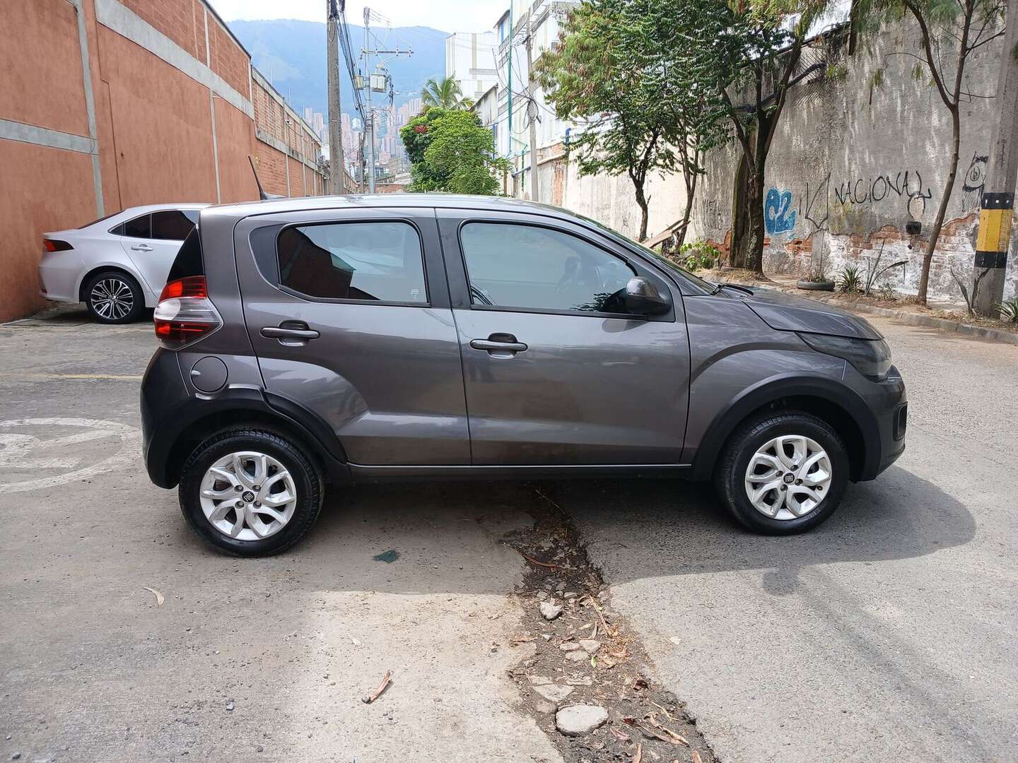Fiat - Mobi - 2024