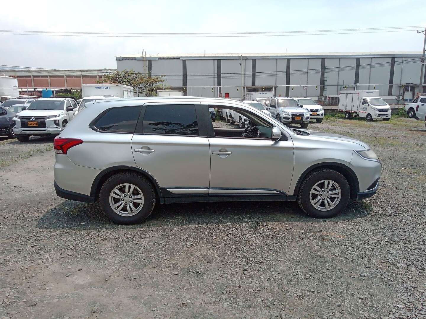Mitsubishi - Outlander - 2022