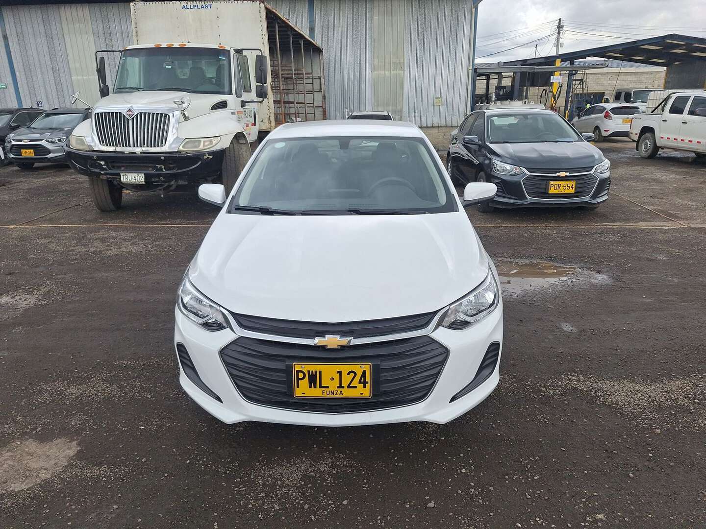 Chevrolet - Onix - 2025