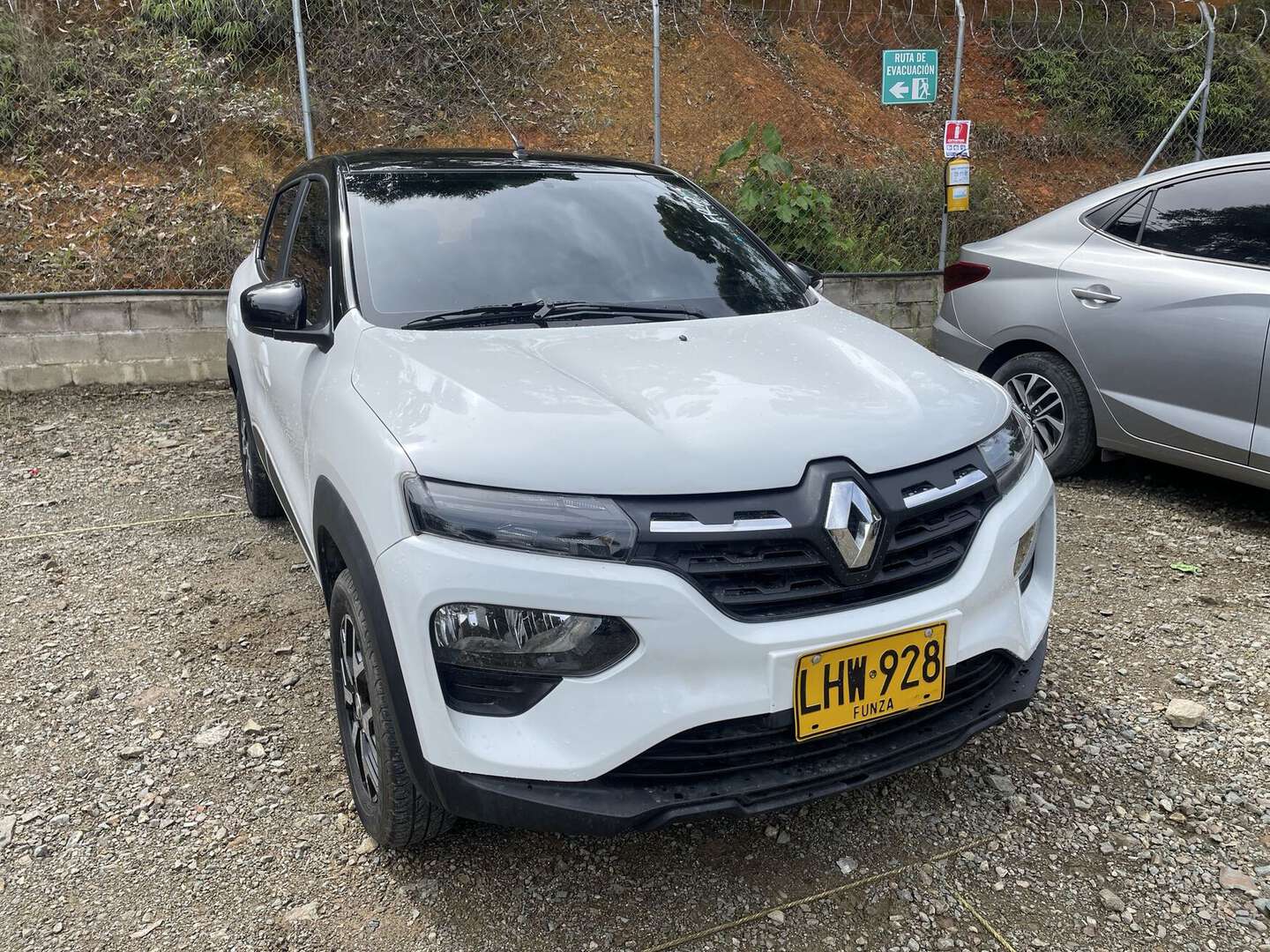 Renault - Kwid - 2023