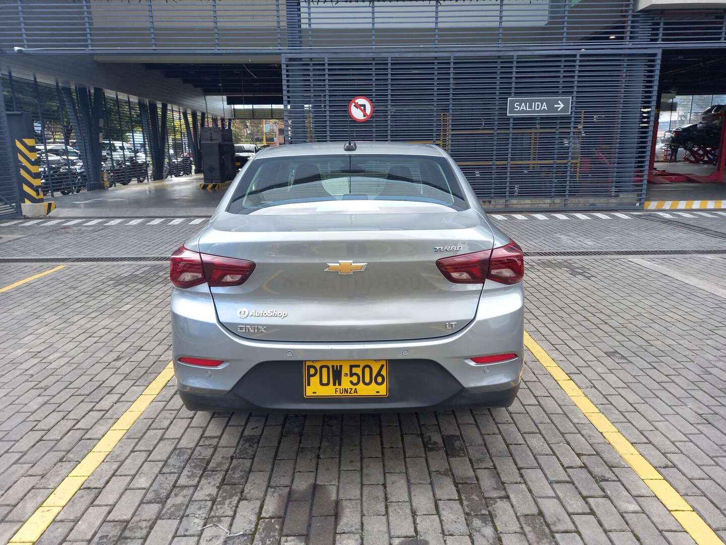Chevrolet - Onix - 2025