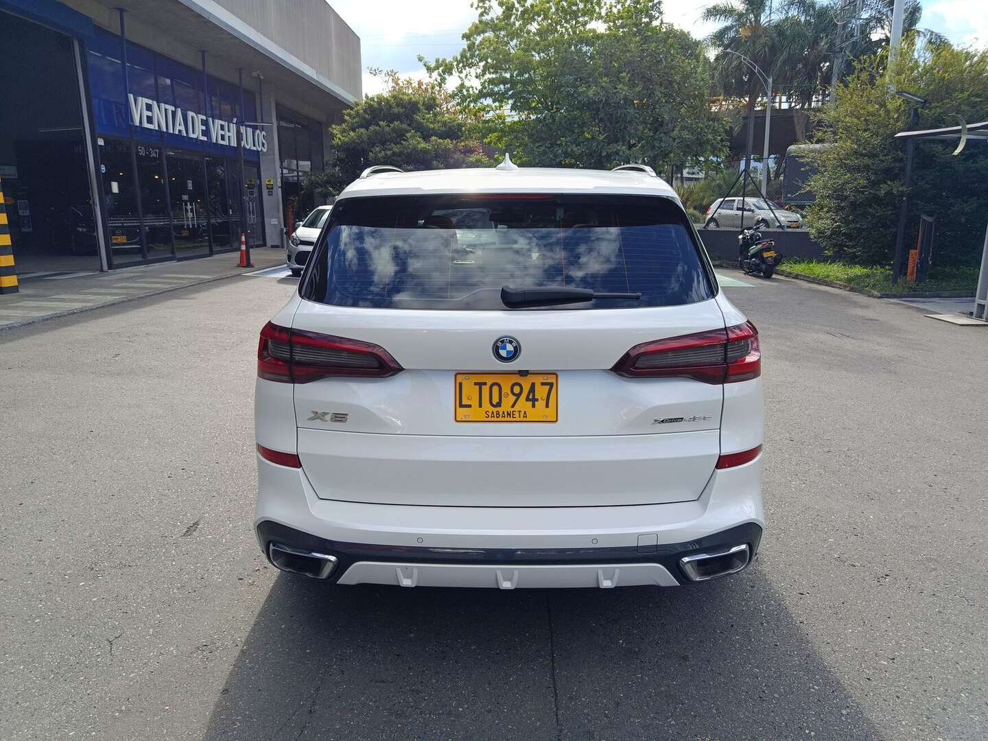 BMW - X5 - 2023